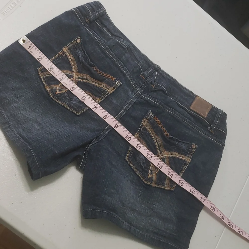 PARIS BLUES denim shorts